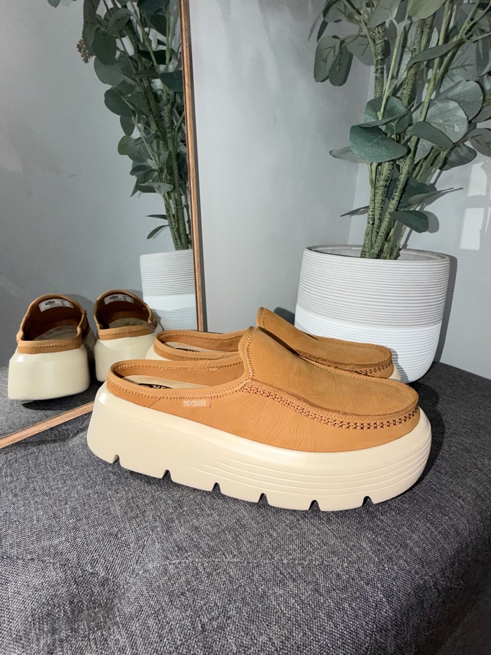 Heydude Austin Lift Edge Chunky Platform Slip-On Mules in Tan and Cream